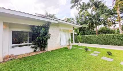 Casa em condomínio fechado com 3 quartos à venda na de Lion, --, Saguaçu, Joinville, 215 m2 por R$ 1.600.000