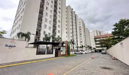 Apartamento com 2 quartos à venda na Rua Porto Belo, --, Bucarein, Joinville por R$ 350.000