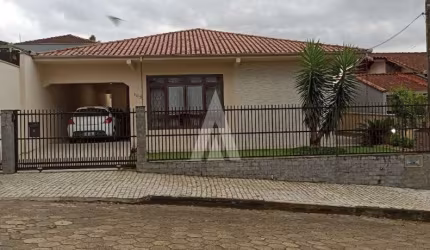 Casa com 3 quartos à venda na Rua Zózimo de Oliveira, --, Guanabara, Joinville por R$ 780.000