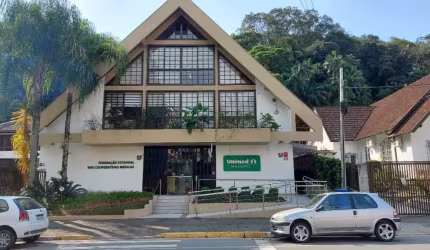 Prédio à venda na Rua Otto Boehm, --, América, Joinville por R$ 11.000.000