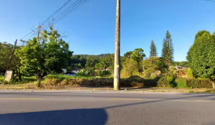 Terreno à venda na Rua Piratuba, --, Iririú, Joinville por R$ 1.350.000
