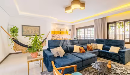 Casa com 4 quartos à venda na Rua Porto União, --, Anita Garibaldi, Joinville, 365 m2 por R$ 2.190.000