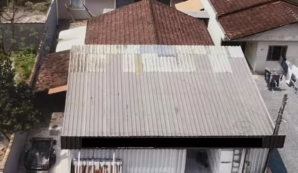 Galpão para Venda em Joinville, Aventureiro, 3 dormitórios, 1 banheiro