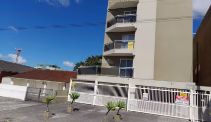 Apartamento com 3 quartos para alugar na Avenida Aníbal Khury, 7425, Ipanema, Pontal do Paraná por R$ 750 Por Dia