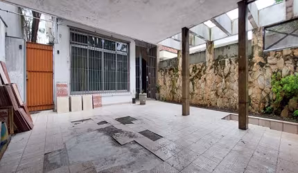 casa com 4 dormitórios, 2 suites pra locação no Planalto Paulista