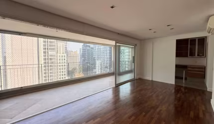 Apartamento com 3 quartos à disponivel para locação em Itaim Bibi - SP