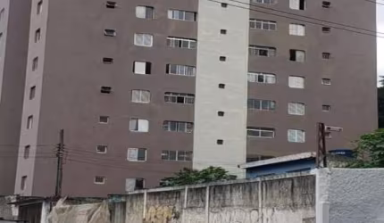 Apartamento no Edifício Das Begônias - SP