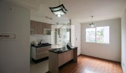 Apartamento à Venda - Vila Carmosina, 2 Quartos,  45 m2