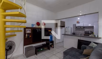Casa à Venda - Ermelino Matarazzo, 2 Quartos,  150 m2
