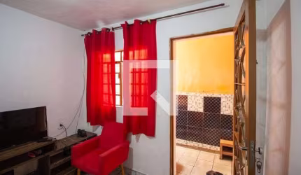 Casa à Venda - Itaquera, 6 Quartos,  120 m2