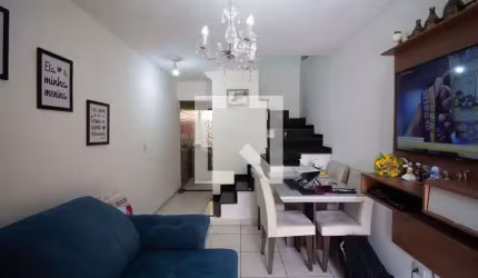 Casa à Venda - Vila Jacuí, 2 Quartos,  48 m2