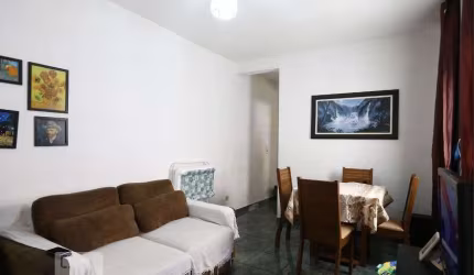 Casa à Venda - Vila Jacuí, 2 Quartos,  125 m2