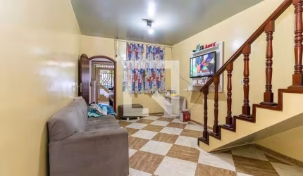 Casa à Venda - Vila Jacuí, 2 Quartos,  102 m2