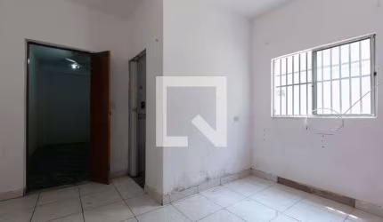 Casa à Venda - Vila Jacuí, 1 Quarto,  100 m2