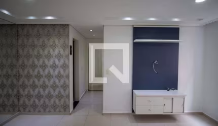 Apartamento à Venda - Vila Carmosina, 2 Quartos,  45 m2