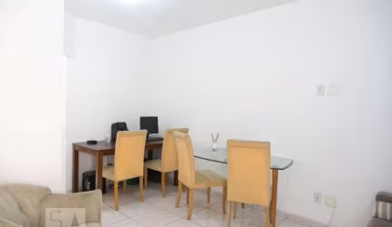 Casa à Venda - Vila Jacuí, 2 Quartos,  60 m2