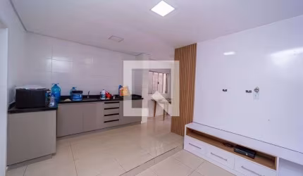 Casa à Venda - Ermelino Matarazzo, 2 Quartos,  75 m2