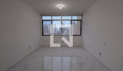 Apartamento à Venda - Liberdade, 1 Quarto,  30 m2