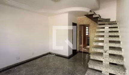 Casa à Venda - Chácara Mafalda, 2 Quartos,  80 m2
