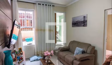 Casa à Venda - Liberdade, 2 Quartos,  70 m2