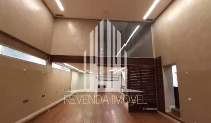 Locação de Ponto Comercial de Alto Padrão no Itaim Bibi - São Paulo-SP: 5 salas, 3 banheiros, 472m² de área!