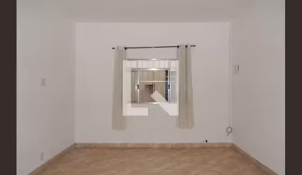 Casa à Venda - Vila Ede, 2 Quartos,  200 m2