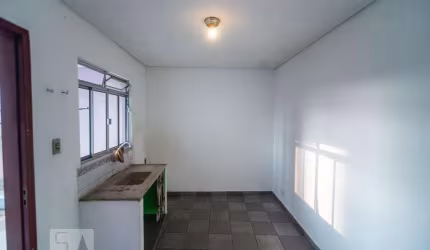 Casa à Venda - Vila Invernada, 1 Quarto,  55 m2