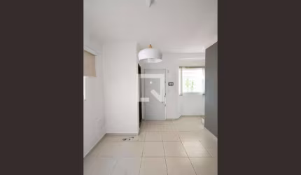 Casa à Venda - Vila Ede, 2 Quartos,  65 m2