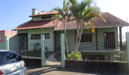 Casa com 3 quartos à venda na Vila Nova, Porto Alegre , 280 m2 por R$ 1.000.000