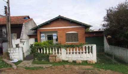Casa com 3 quartos à venda no Cavalhada, Porto Alegre , 120 m2 por R$ 470.000