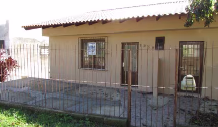 Cod.imóvel: 2211 - Casa no Bairro VILA NOVA com 45 m2, 2 dormitórios, Área de serviço, Banheiro social, Cozinha, Garagem, Pátio, Sacada, Tanque