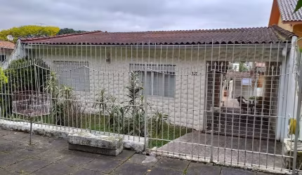 Casa com 2 quartos à venda no Cavalhada, Porto Alegre , 140 m2 por R$ 470.000