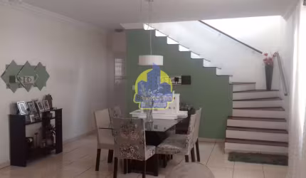 Casa com 3 dormitórios à venda, 228 m² por R$ 800.000,00 - Jardim D Abril - Osasco/SP