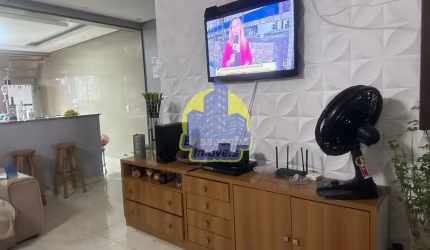 Casa com 3 dormitórios à venda, 120 m² por R$ 700.000,00 - Bussocaba - Osasco/SP