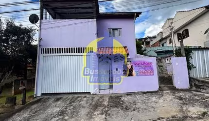 Sobrado com 4 dormitórios à venda, 281 m² por R$ 480.000,00 - Jardim da Felicidade - Várzea Paulist