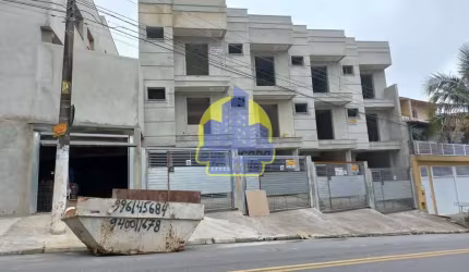 Sobrado com 2 dormitórios à venda, 9230 m² por R$ 570.000,00 - Vila Osasco - Osasco/SP