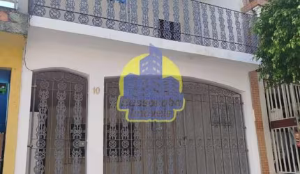 Sobrado com 4 dormitórios à venda, 120 m² por R$ 600.000,00 - Parque Santa Teresa - Carapicuíba/SP