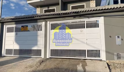 Sobrado com 3 dormitórios à venda, 350 m² por R$ 850.000,00 - Bela Vista - Osasco/SP