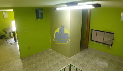 Sobrado com 3 dormitórios à venda por R$ 900.000 - SO0167