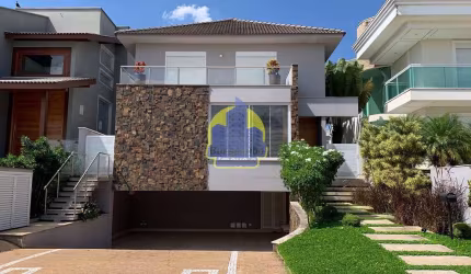 Excelente Sobrado em condominio fechado ótima localização SO0297.