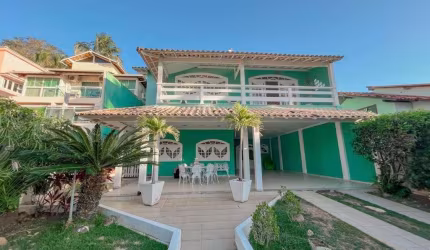 Casa com 3 dormitórios à venda, 300 m² por R$ 1.500.000,00 - Piratininga - Niterói/RJ