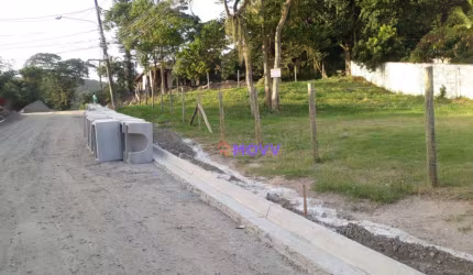 Terreno à venda, 695 m² por R$ 600.000,00 - Itaipu - Niterói/RJ