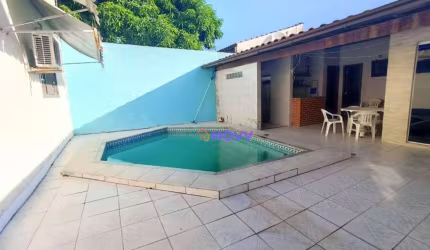 Maravilhosa casa em condomínio do Maravista