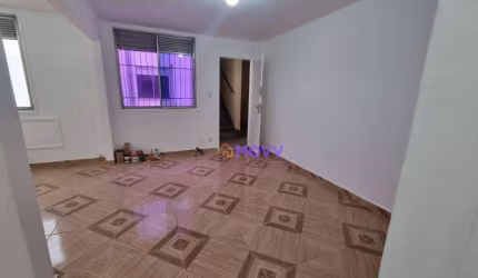 Apartamento com 3 dormitórios à venda, 69 m² por R$ 220.000,00 - Barreto - Niterói/RJ