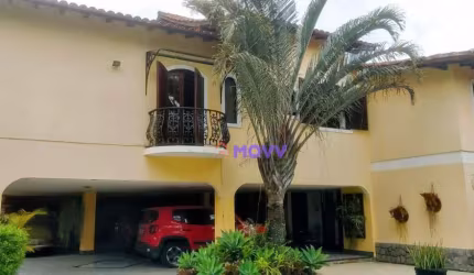 Casa em condominio com 5 quartos à venda, 380 m² por R$ 1.100.000 - Pendotiba - Niterói/RJ