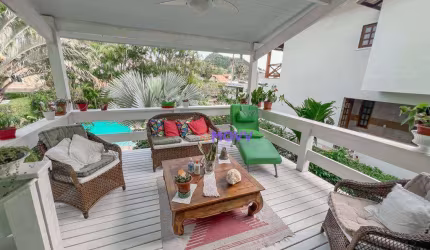 Casa à venda, 440 m² por R$ 2.800.000,00 - Itacoatiara - Niterói/RJ