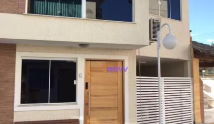 Casa com 3 dormitórios à venda, 110 m² por R$ 450.000,00 - Itaipu - Niterói/RJ