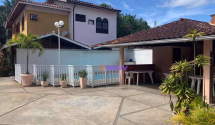 Casa à venda, 180 m² por R$ 600.000,00 - Itaipu - Niterói/RJ