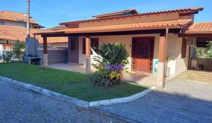Casa à venda por R$ 690.000,00 - Maria Paula - Niterói/RJ
