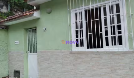 Casa de Vila com 2 Quartos - Fonseca